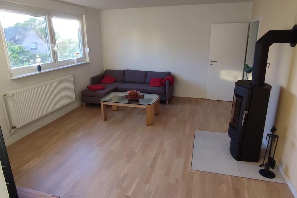 Am Waldrand Mit Großem Balkon * Lubbecke