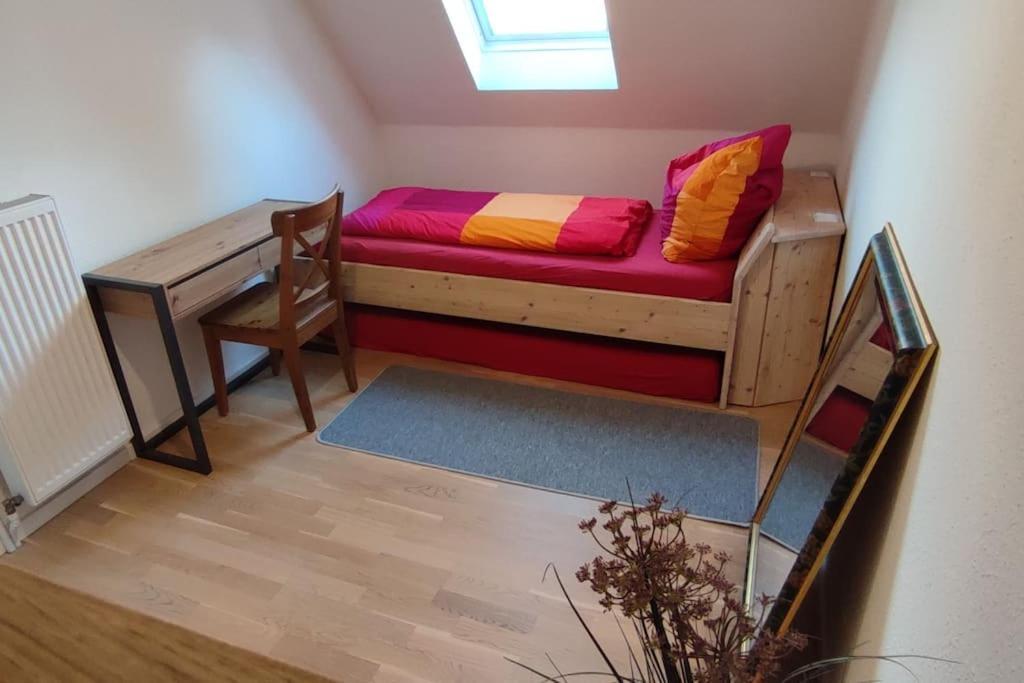 Apartment Am Waldrand Mit Großem Balkon