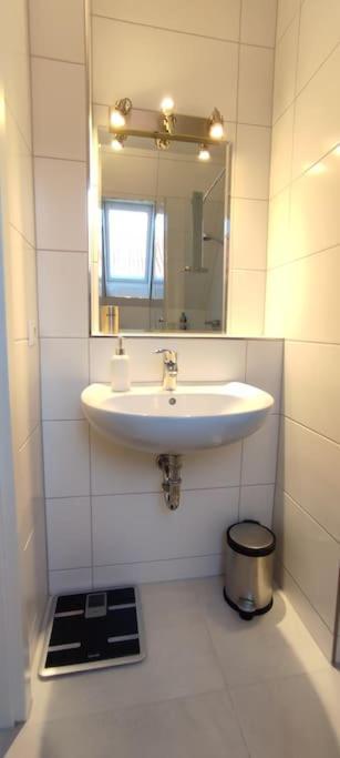 Apartment Am Waldrand Mit Großem Balkon